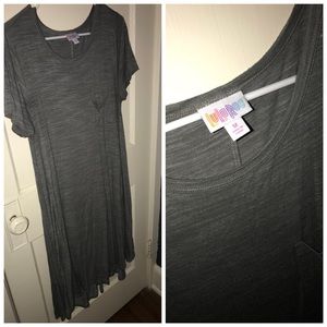 LuLaRoe Carly (M)